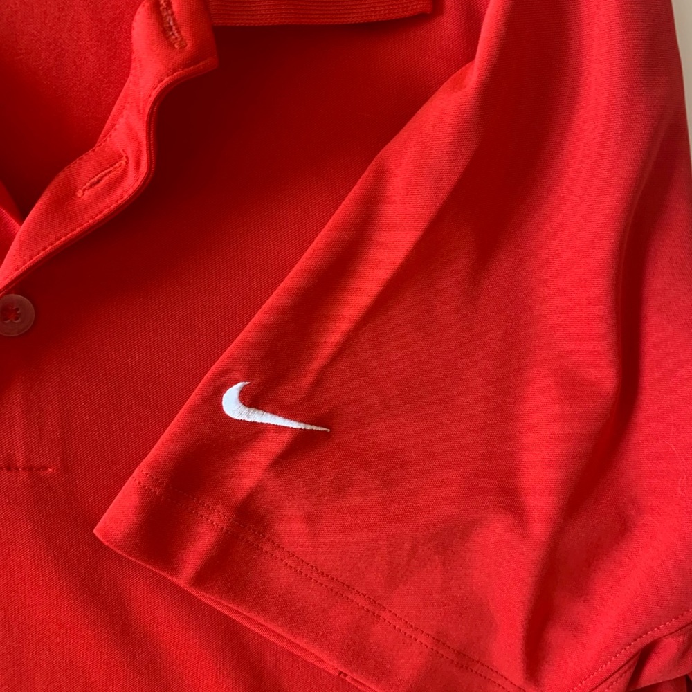 Nike golf shirt/polo. Sz. small - Picture 3 of 4